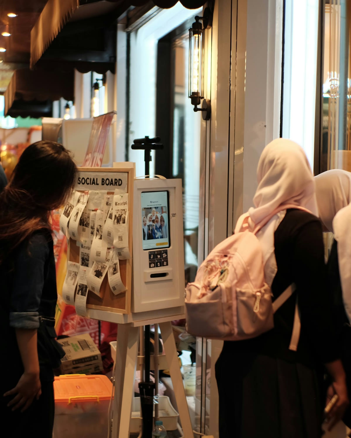 Receipt photobooth Magicbooth digunakan pengunjung di venue Yomart Braga